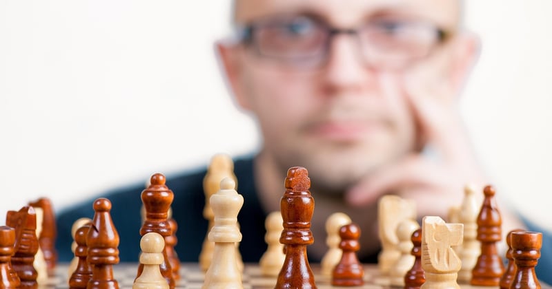 Ces erreurs de veille stratégique qui coûtent cher aux jeunes entrepreneurs