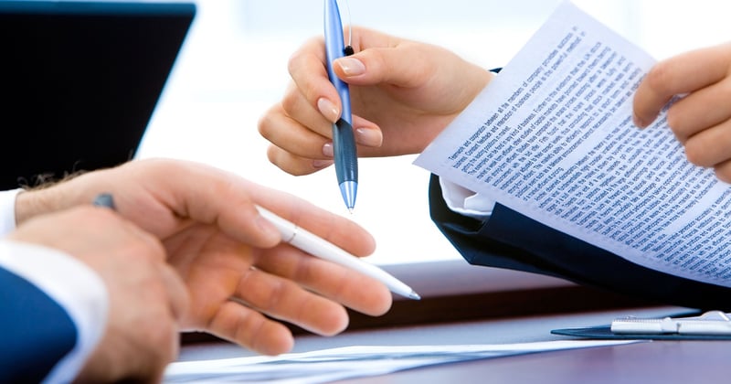 Signature p/o : comment la reconnaître et éviter les arnaques