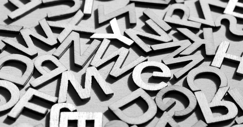 Oméga symbol signification : le guide pour tout comprendre